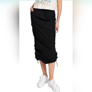 Parashute Skirt by Love Tree size L, color Black